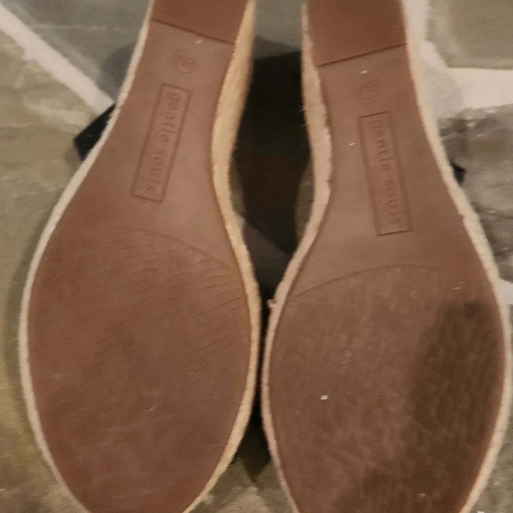 Gentle Souls Black Wedge Espadrilles with Elastic Slingback - Picture 6 of 10